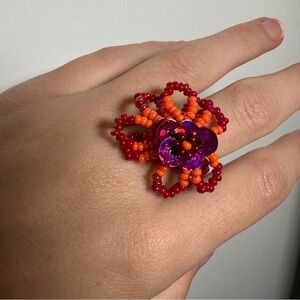 Super cute vintage beaded floral ring